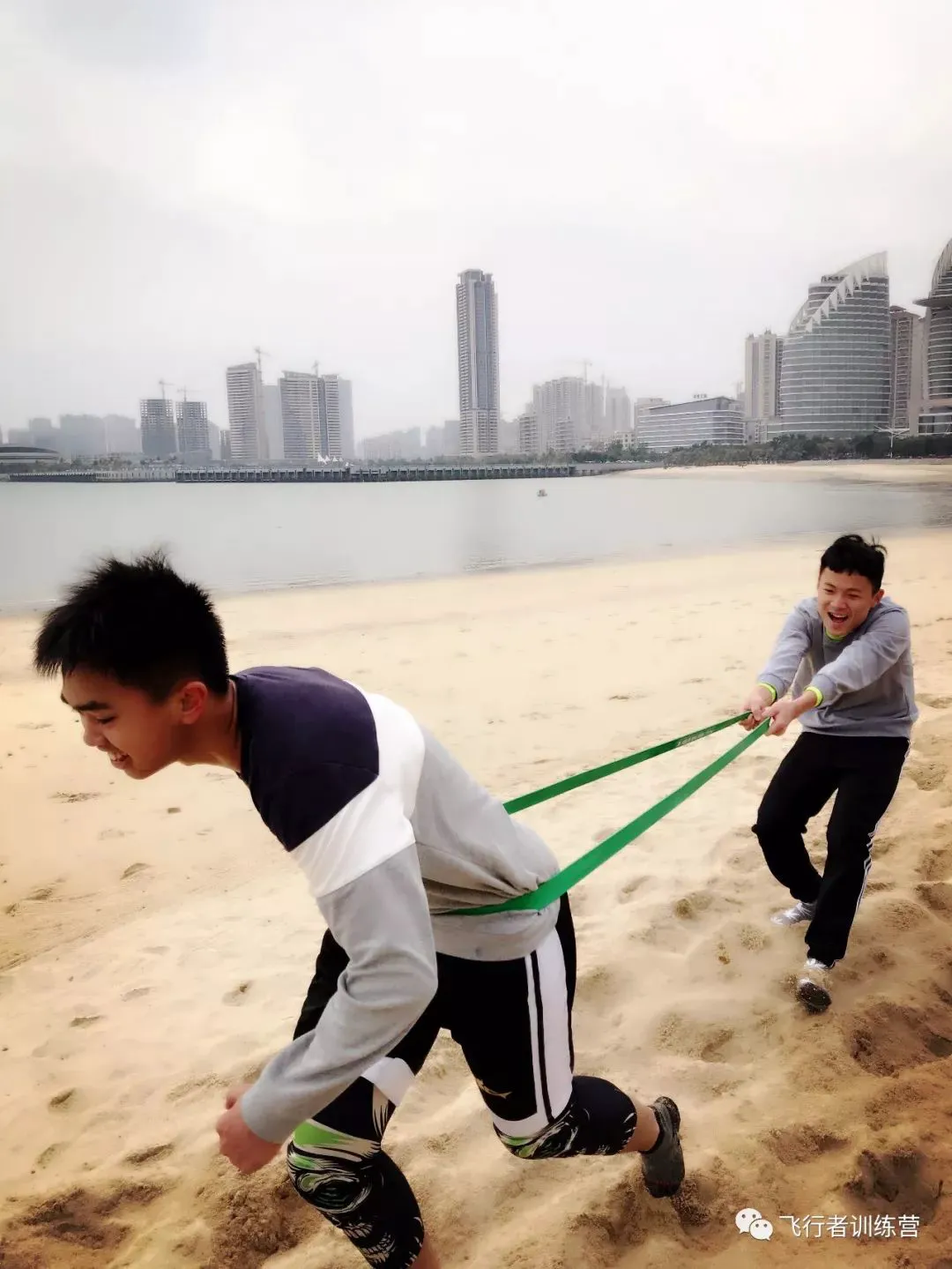 如何利用防守训练提升比赛中的自信心_2